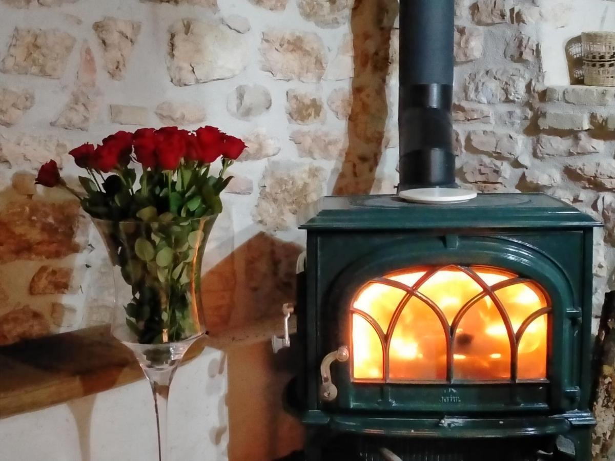Maison En Pierre Фиастра Екстериор снимка